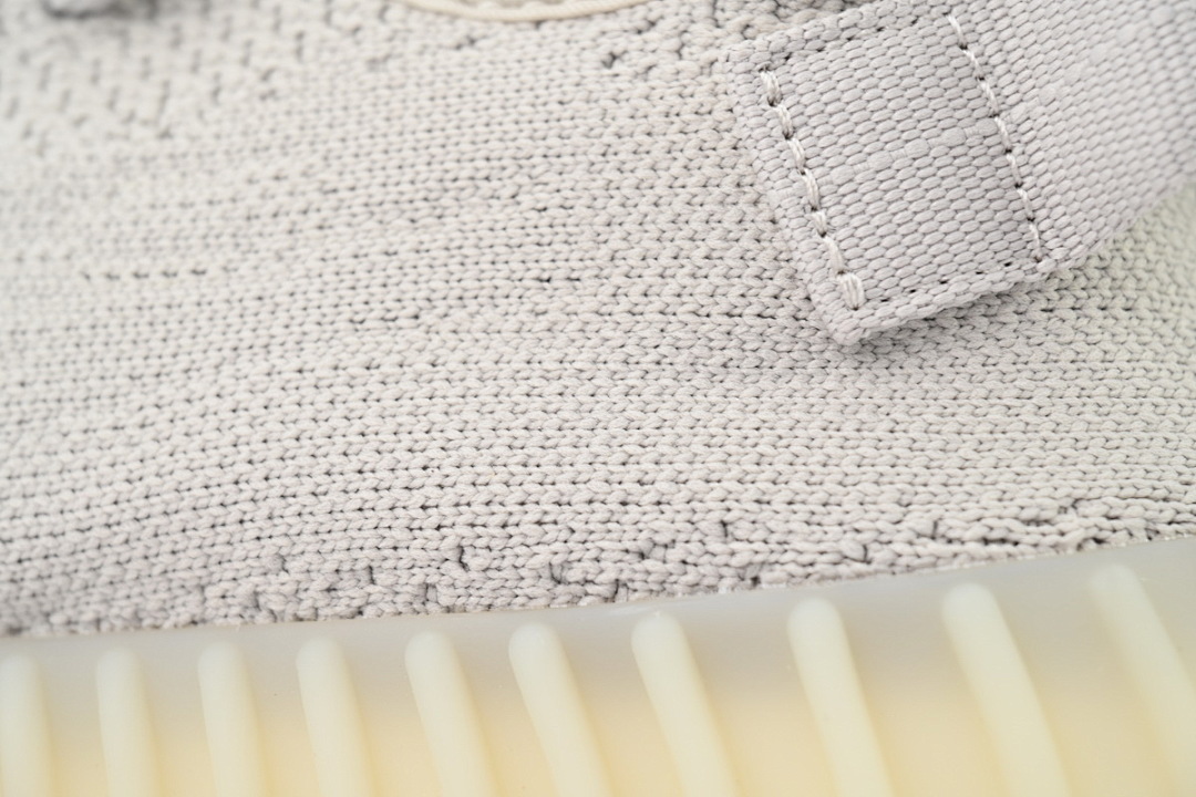 Adidas Yeezy Boost 350 V2 Sesame Light Beige Primeknit Sneakers F99710 
