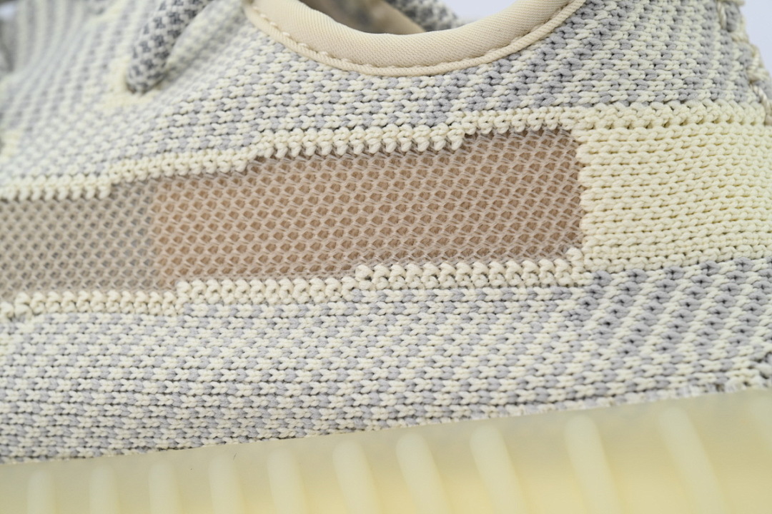 Adidas Yeezy Boost 350 V2 Lundmark Reflective Cream Beige Knit Running Shoes FU9161 
