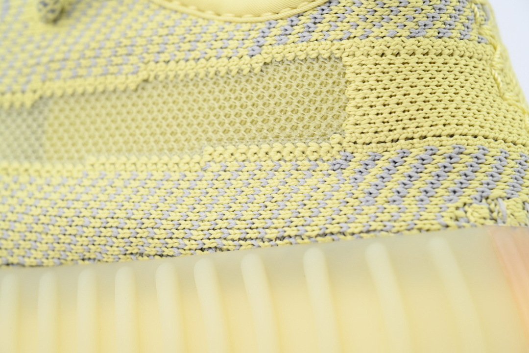 Adidas Yeezy Boost 350 V2 Lemon Yellow Light Yellow Sneakers FV3250 