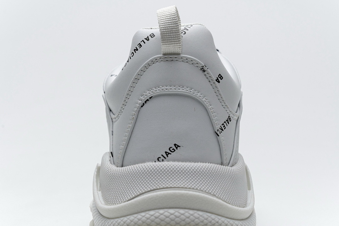 Balenciaga Triple S White W06E2 2021 