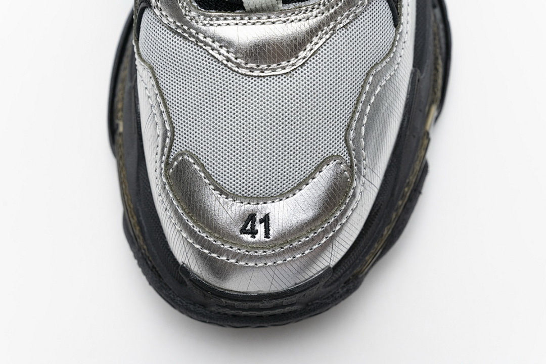 W09E1 7320 Balenciaga Triple S Black Silver
