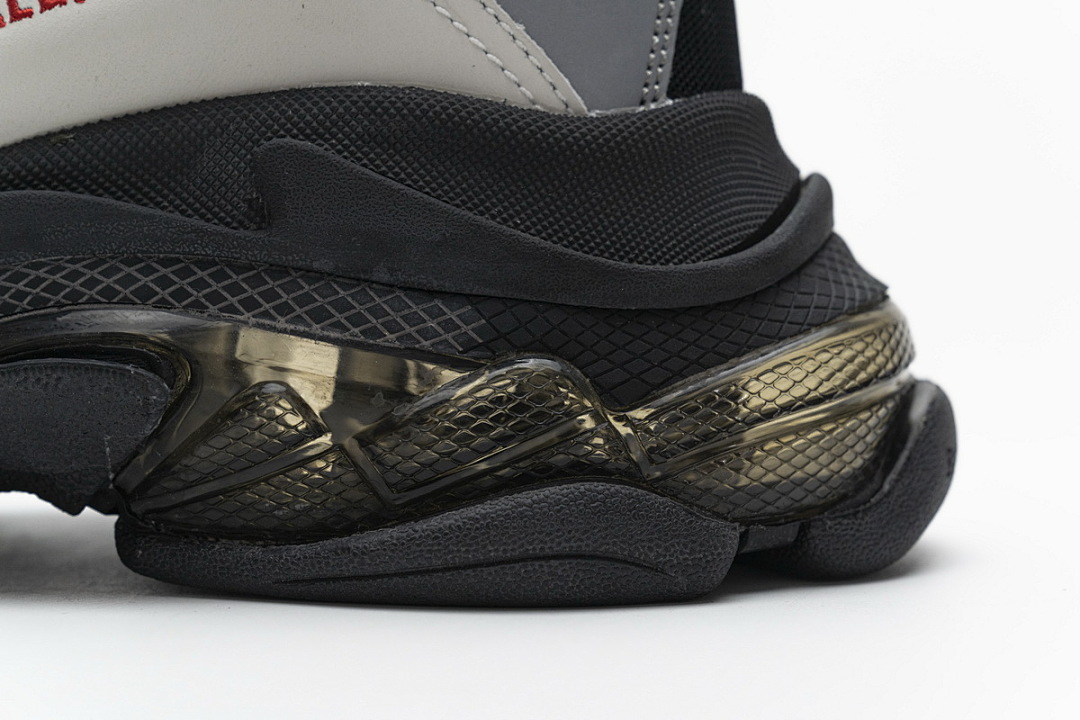 W09E1 7320 Balenciaga Triple S Black Silver
