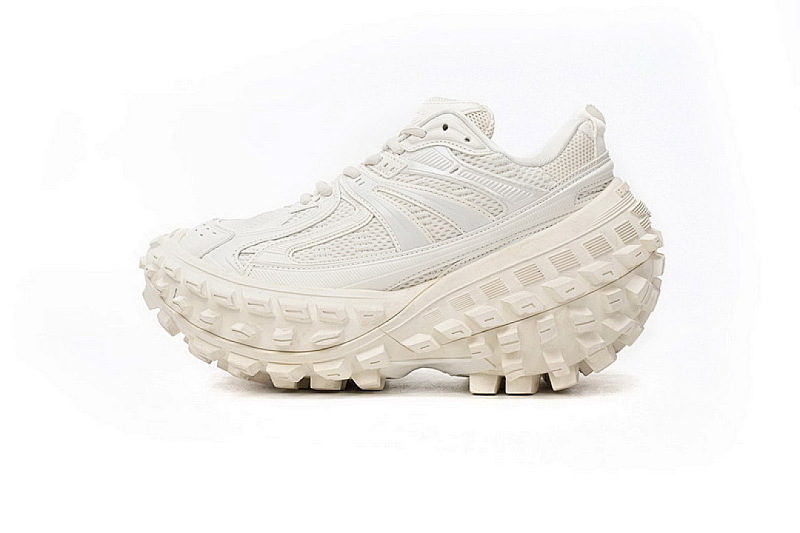 Tênis Balenciaga 10XL Branco Creme W1RB3 1201