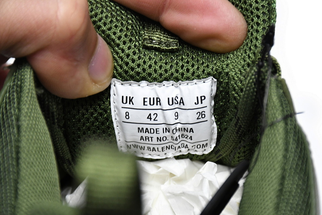 W2GA1 2325 Balenciaga Triple S Pitch Green