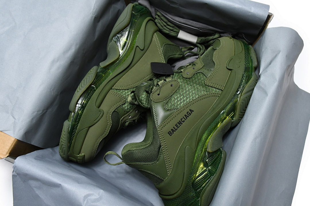 W2GA1 2325 Balenciaga Triple S Pitch Green