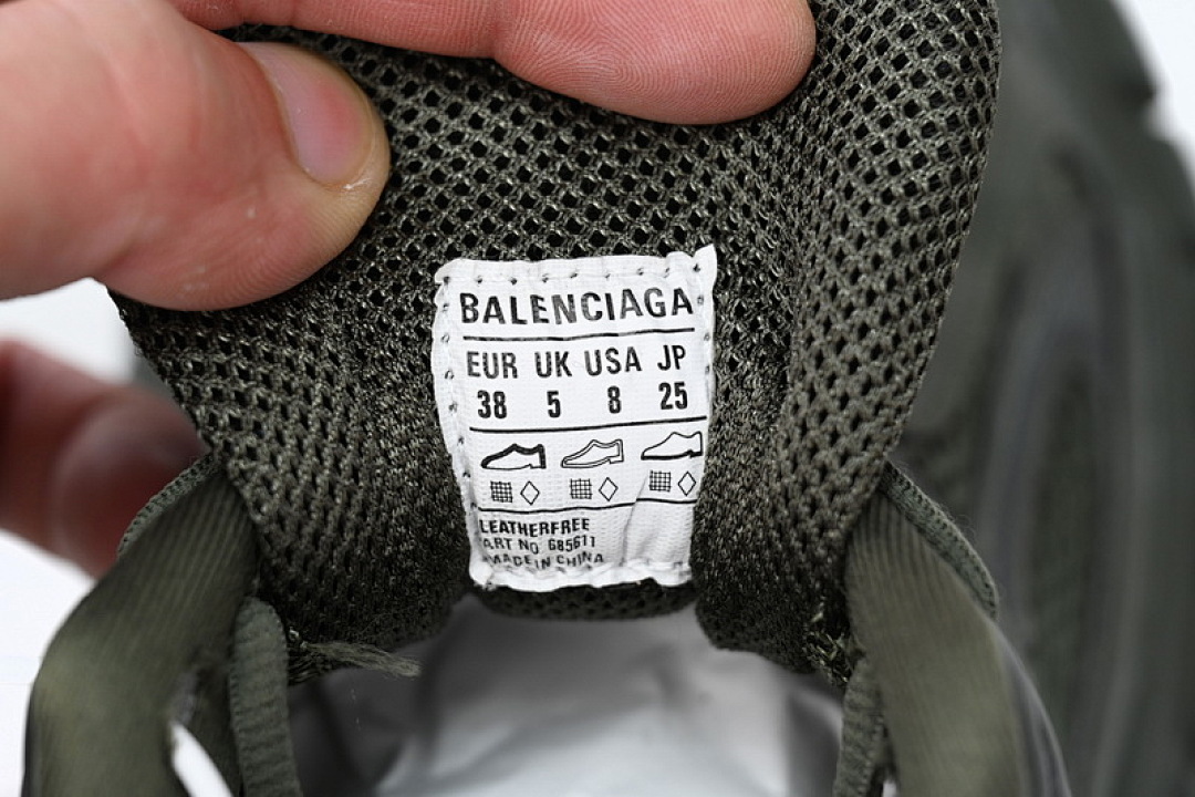Tênis Balenciaga 10XL Verde-oliva W2RA6 3000