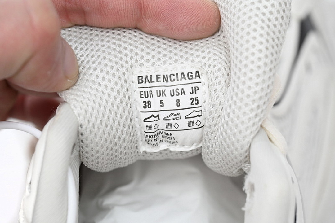Zapatillas Balenciaga 10XL blancas y negras W2RAA 9110