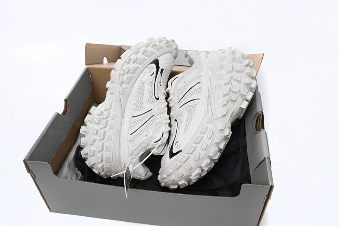Zapatillas Balenciaga 10XL blancas y negras W2RAA 9110