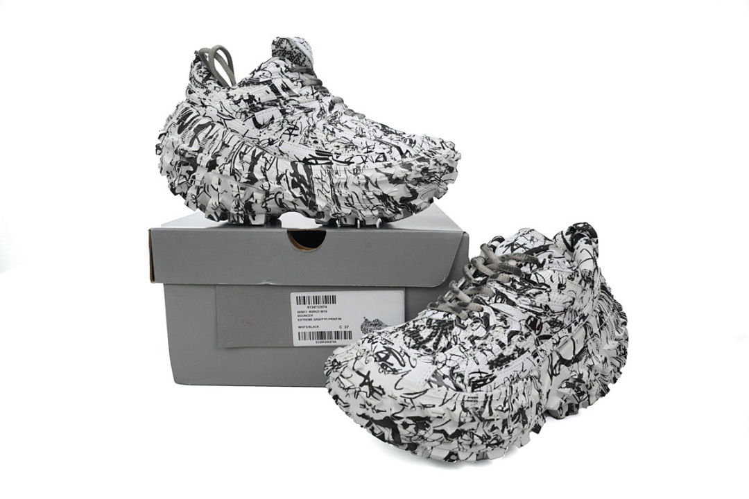 Zapatillas Balenciaga 10XL blancas y negras con estampado de grafitis W2RAM 9010
