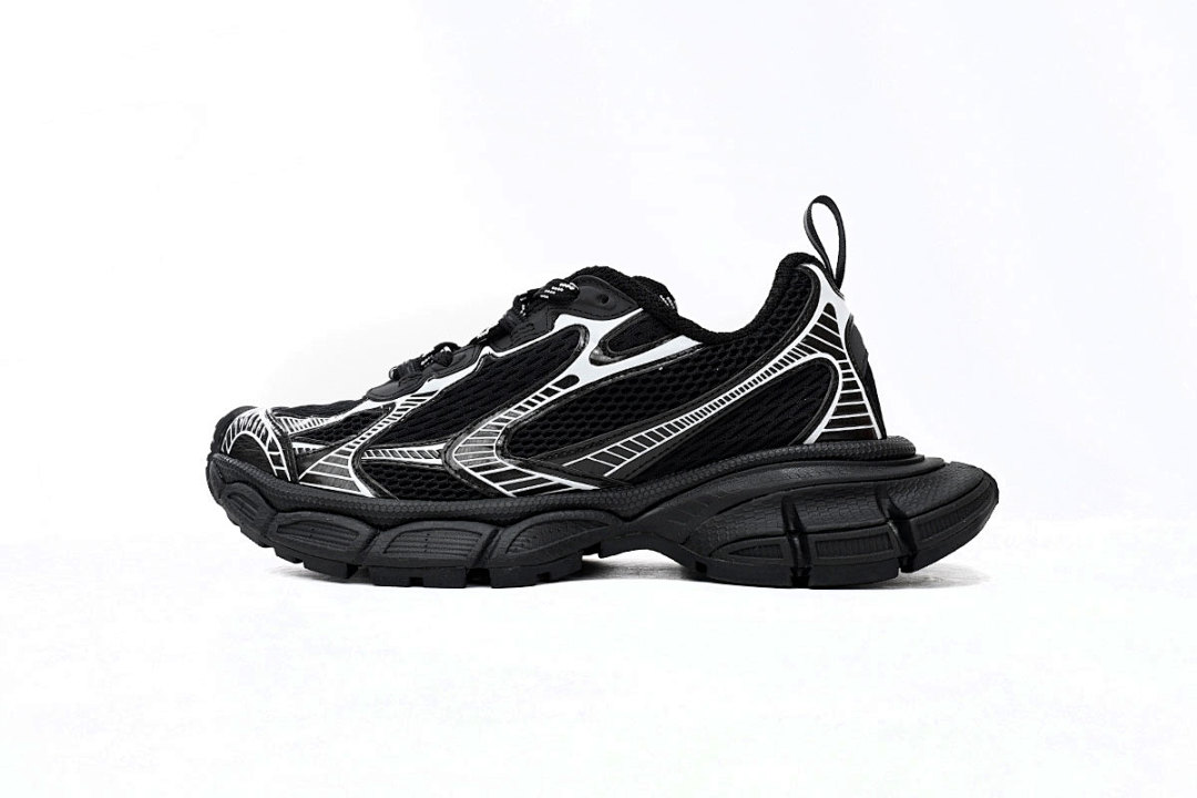 W2RB8 1090 Balenciaga Black And White
