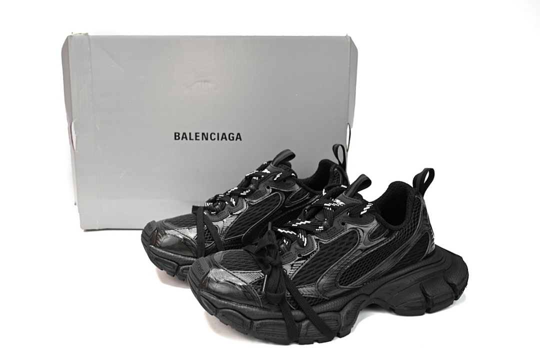 W2RB8 2901 Balenciaga Black And White