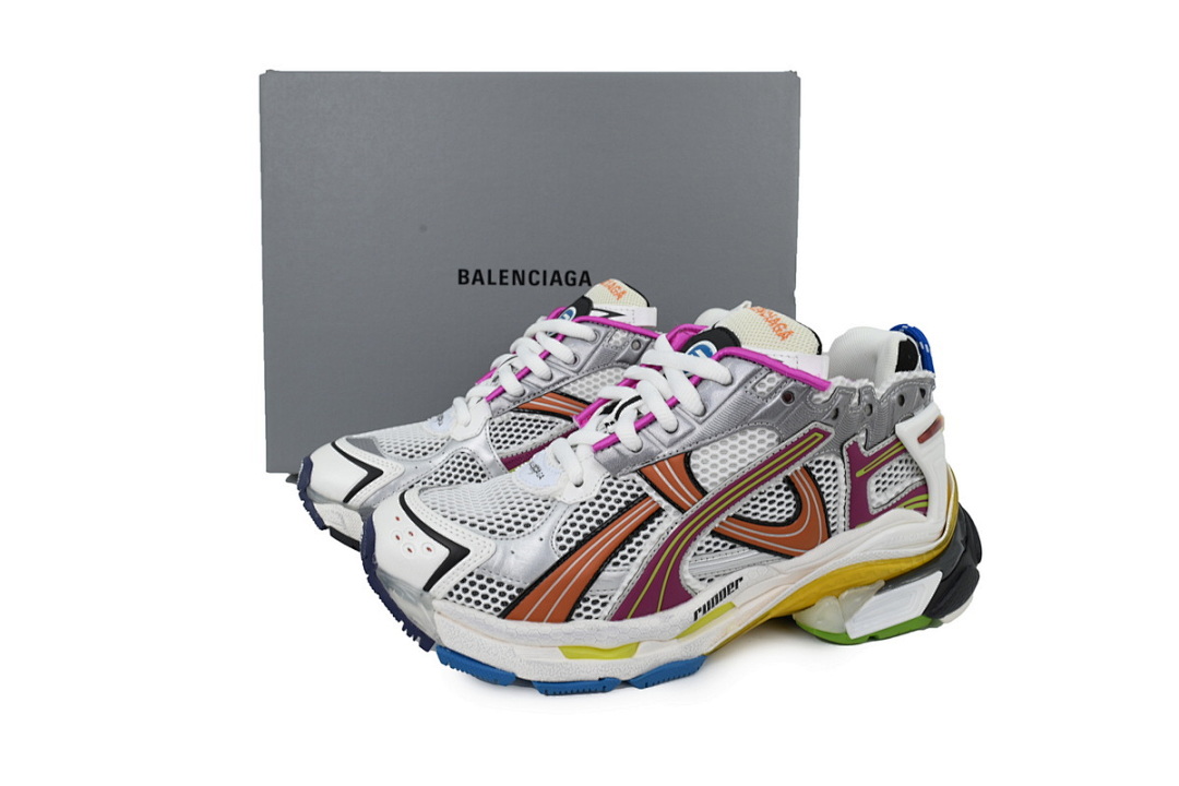Balenciaga Runner Sneaker Color Orange Powder W3RBW 9168
