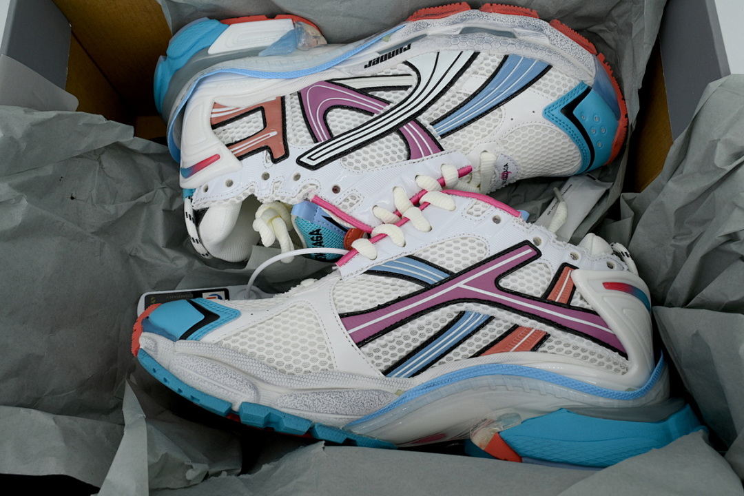 W3RMU 9458 Balenciaga Wmns Runner Sneaker
