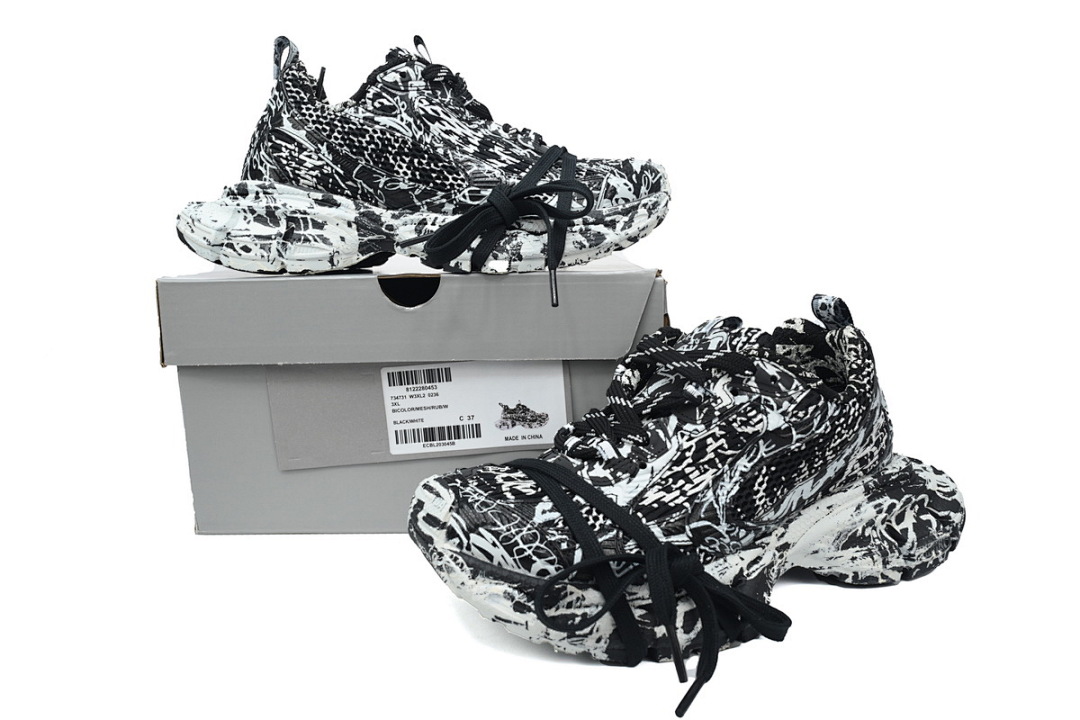 Balenciaga Luminous Black Graffiti W3XDC 0236