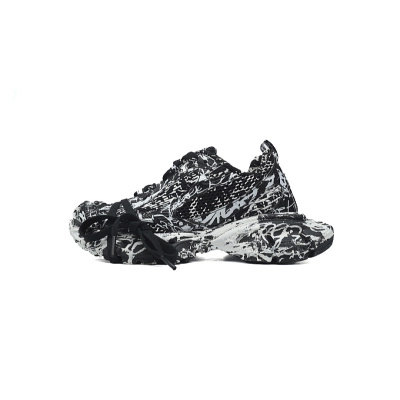 W3XDC 0236 Balenciaga Luminous Black Graffiti 01