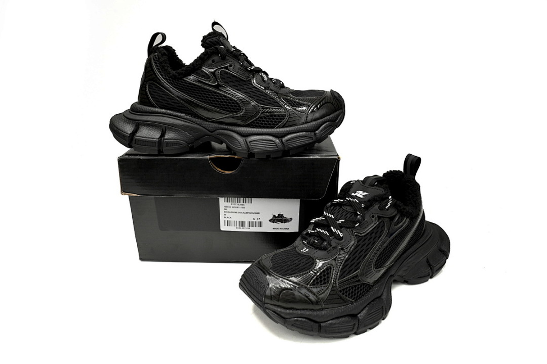 W3XL2 1000 Balenciaga Black