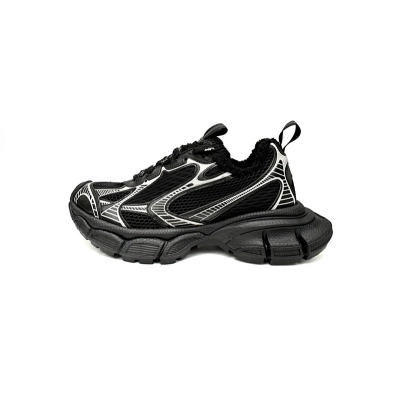 W3XL2 1090 Balenciaga Black And White 01