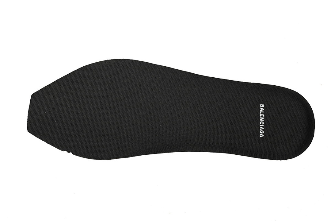 W3XL2 1090 Balenciaga Black And White