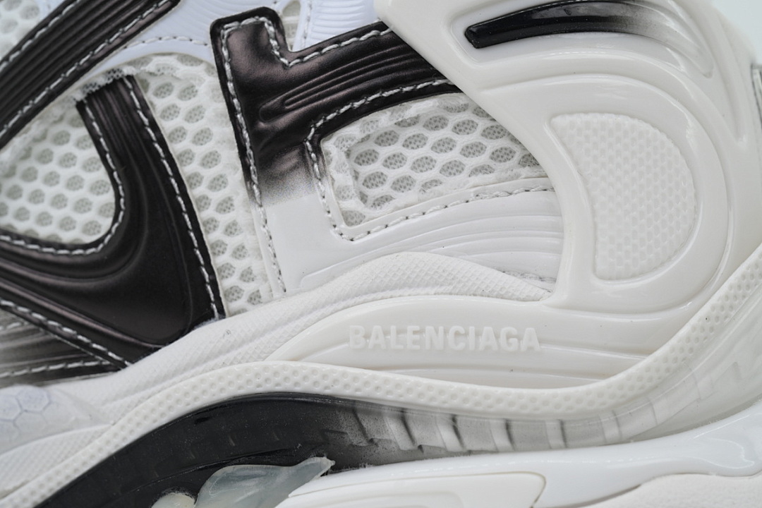 Balenciaga Runner White Black Silver Grey WRUNG 9010