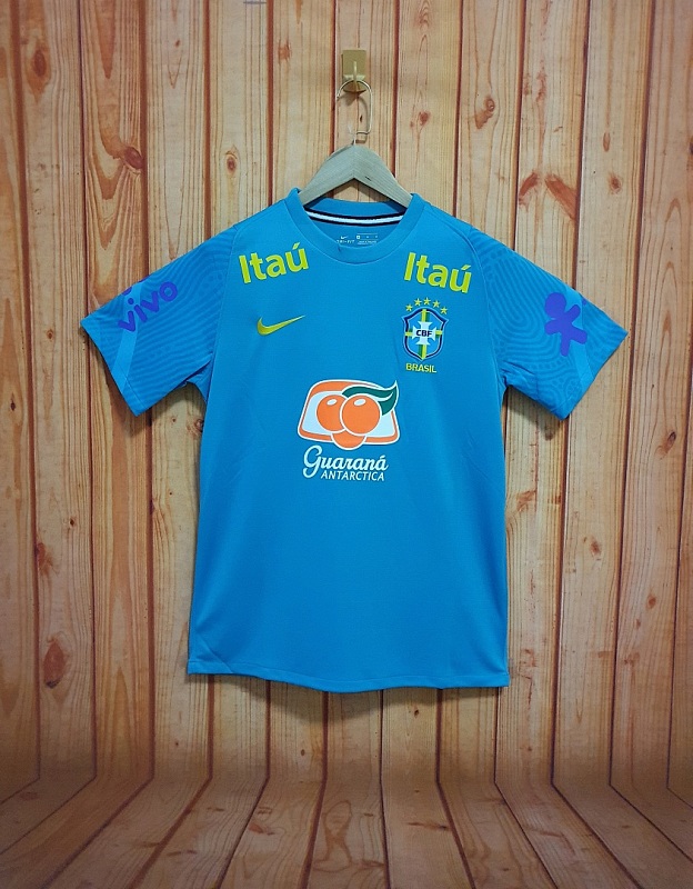 21_22 Brazil training suit light blue