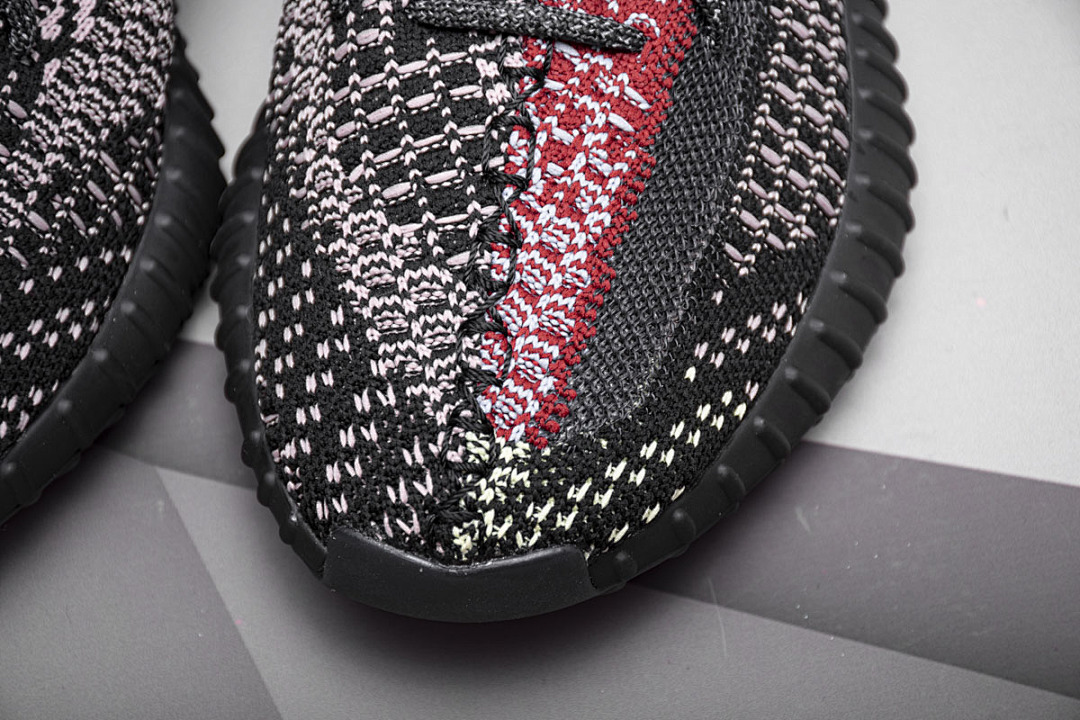  adidas Yeezy Boost 350 V2 FW5190