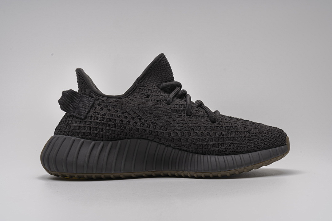  adidas Yeezy Boost 350 V2 FY4176