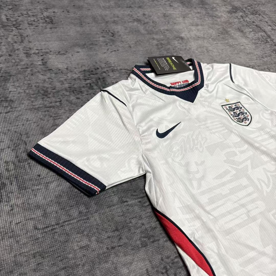 Kids 2026_27 England Home Sizes 16-28