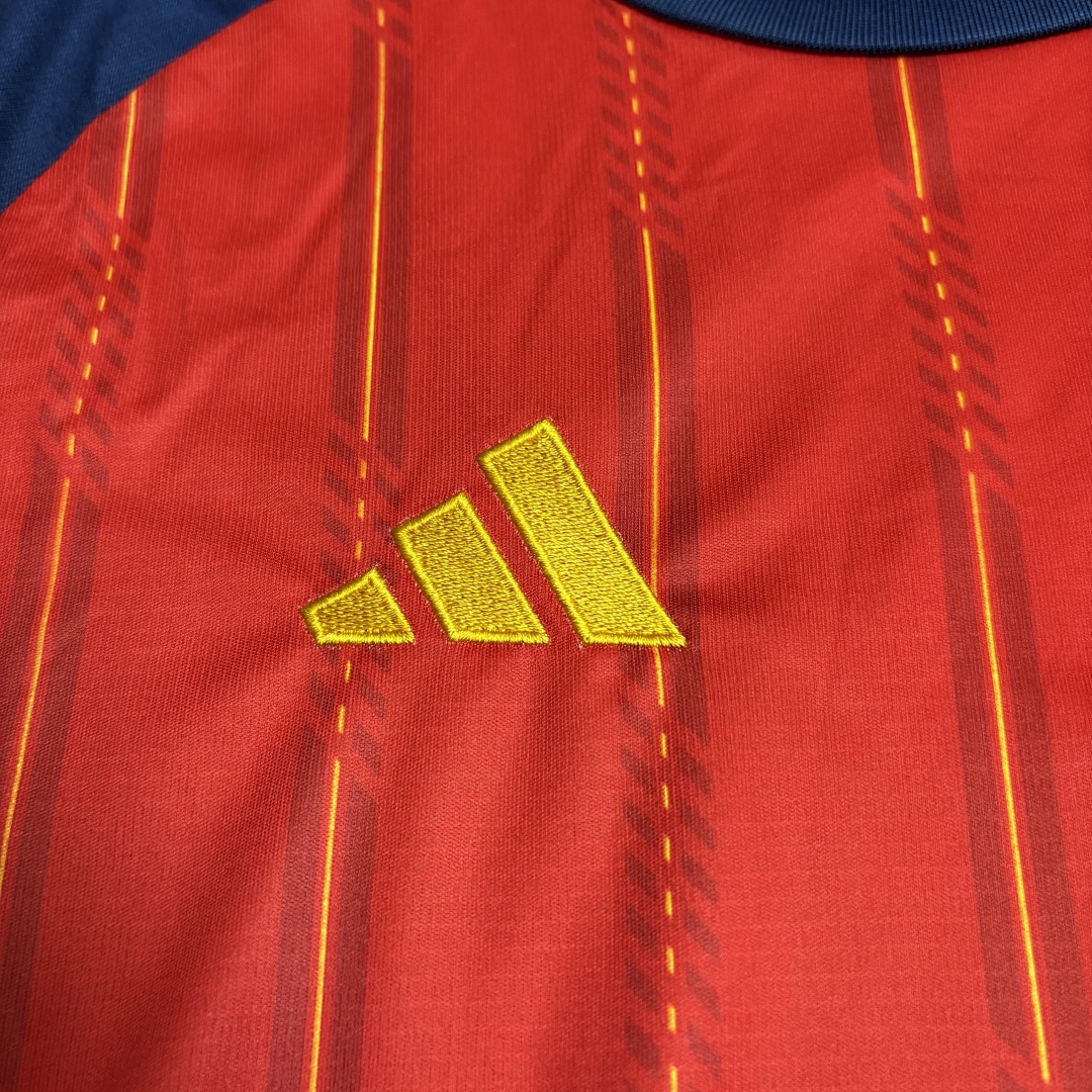 Kids long-sleeved 2026 Spain home jersey Children's Size