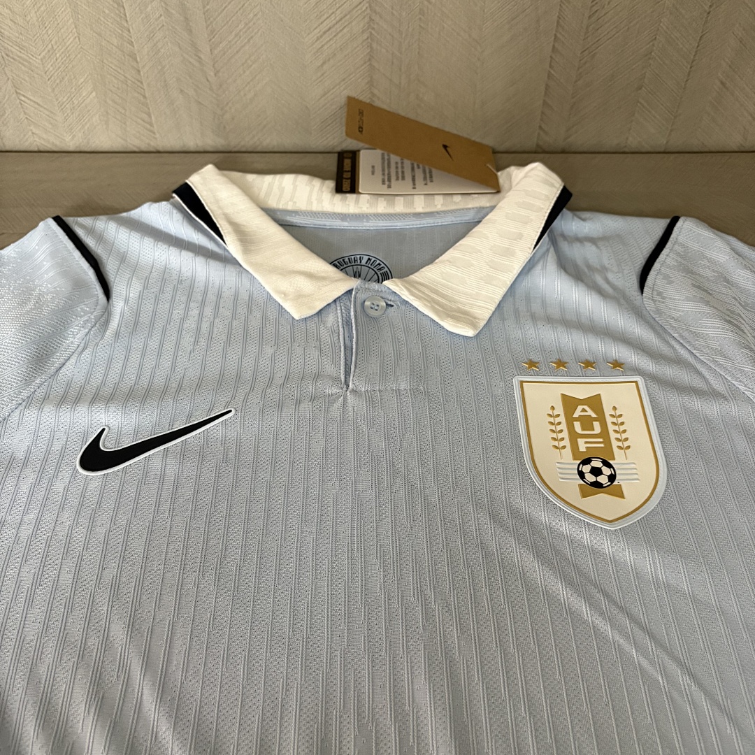 Player version long-sleeved 2026 Uruguay home jersey Men's Size