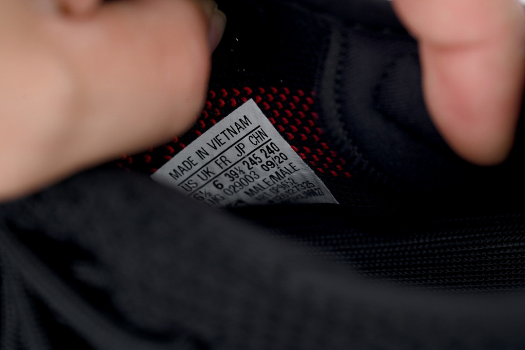  Adidas Yeezy Boost 350 V2 Bred CP9652