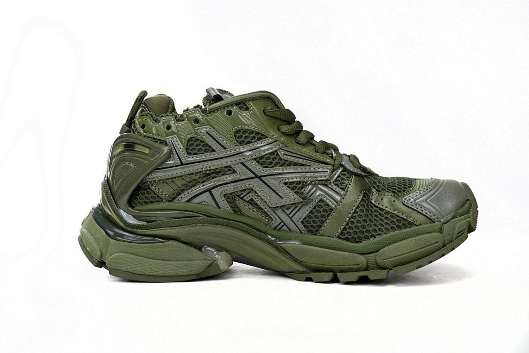 Balenciaga Army Green W1RN3 2025 