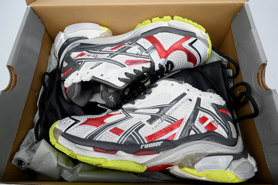 Balenciaga Runner White Black and Red W3RB2 9167 