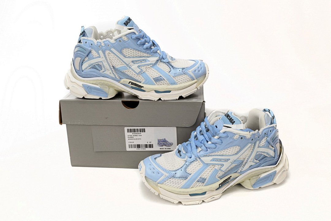 Balenciaga Runner White Light Blue W3RB2 9744