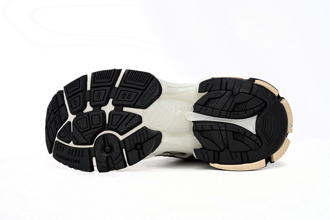 Balenciaga Runner Rice Pla Tinum W3RB3 9891 