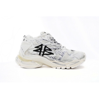 Balenciaga Runner White And Black Characters W3RBQ 9010  02