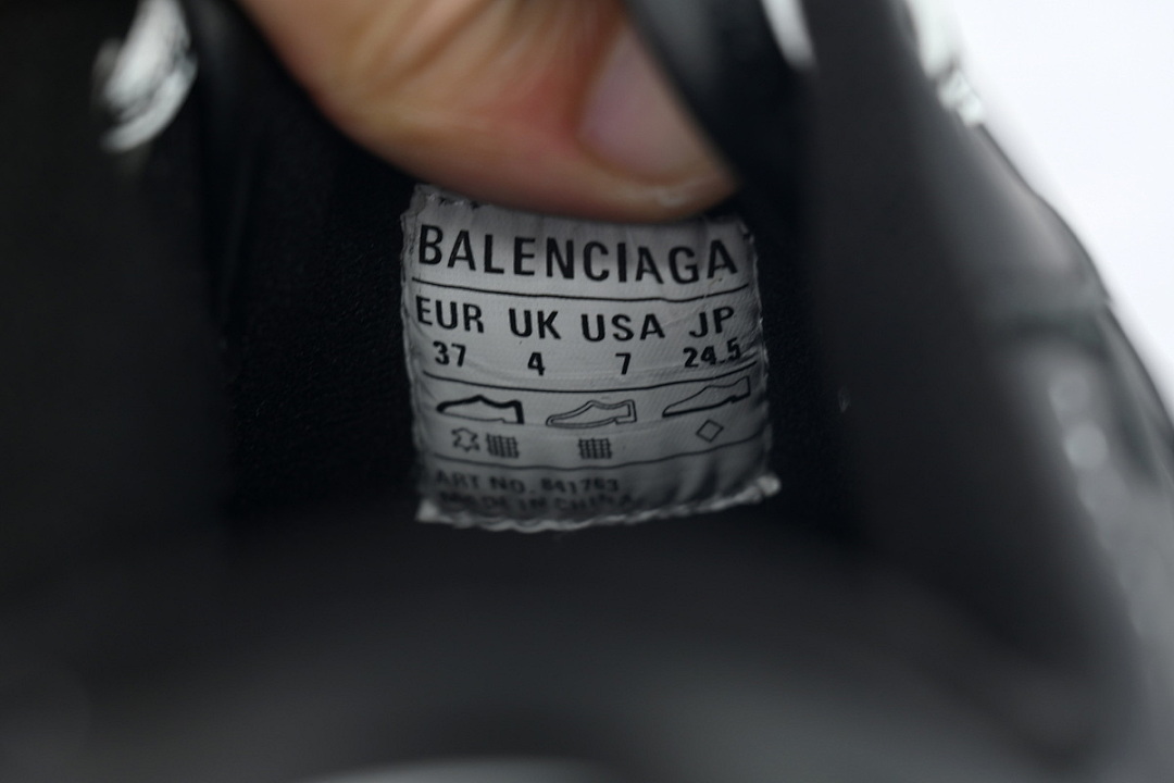  Balenciaga HAMPTONS WORN OUT Black WCURB 1000