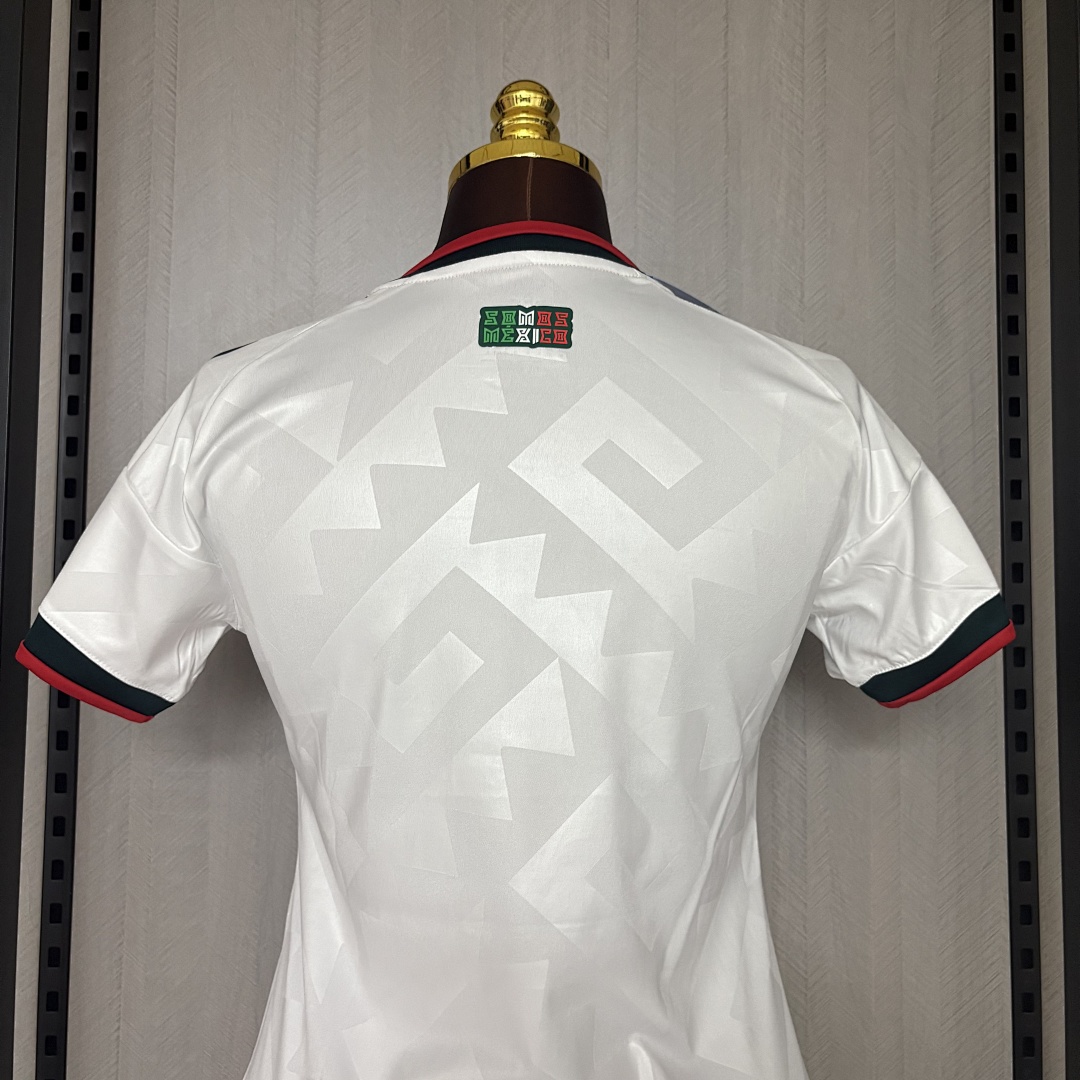 Women's 2026 Mexico Away Jersey Women's Size