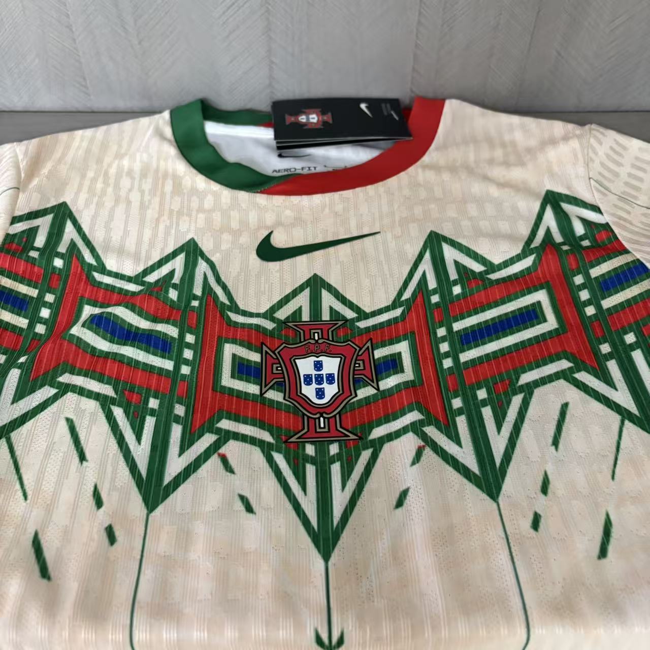 2026 Player Version Portugal Bege Jersey