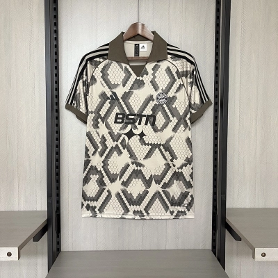 2025_26 Bayern Munich Snake Print Special Edition Jersey S-XXXXL 01