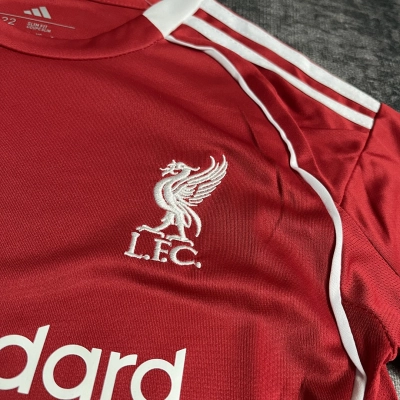 Kids 2026 Liverpool Red Home Jersey Set 02