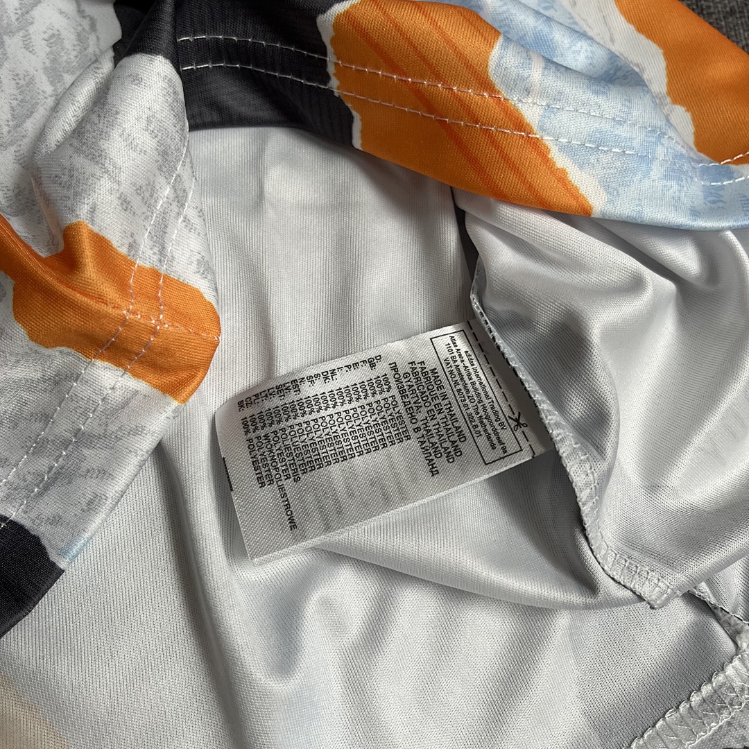 Children's clothing 2025_26 Real Madrid training uniform jersey size 16-28