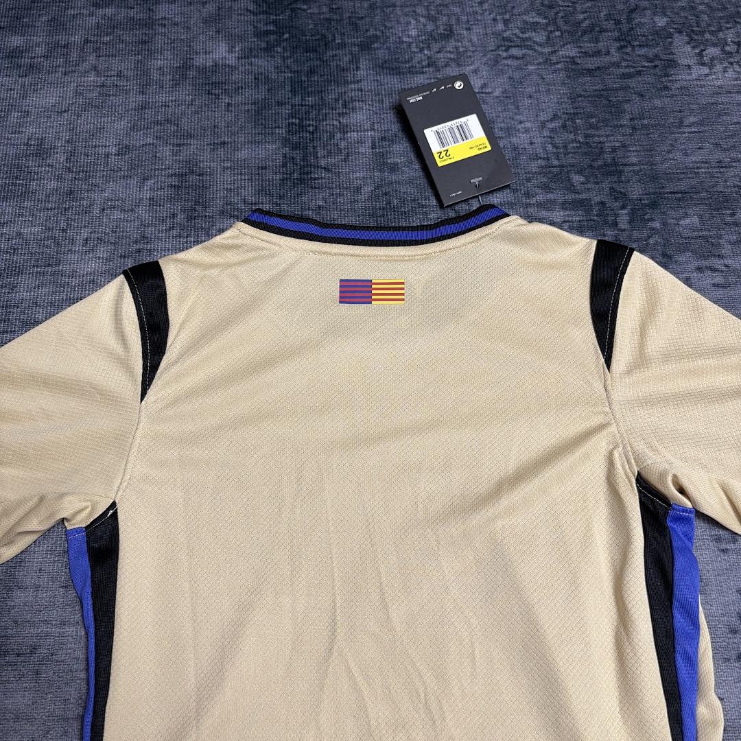 Kids 2025_26 Barcelona Away Kit Sizes 16-28
