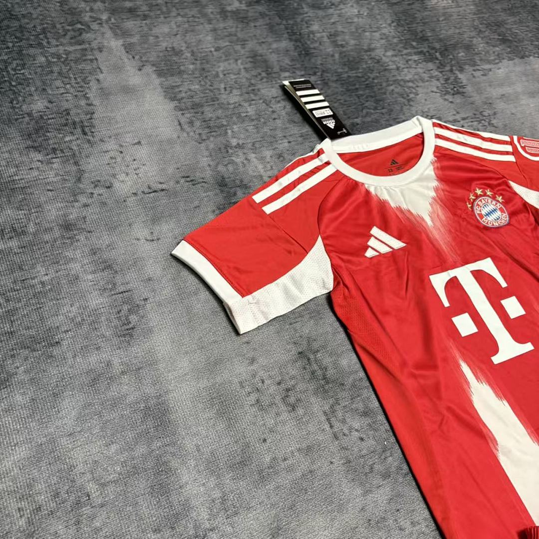 Kids 2025_26 Bayern Munich Home Jersey 16-28