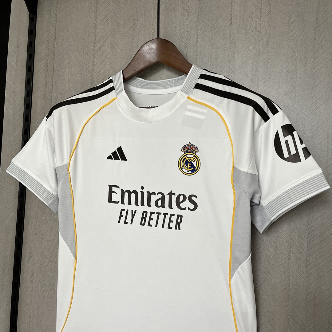 Kids 2025_26 Real Madrid Home Jersey Size 16-28