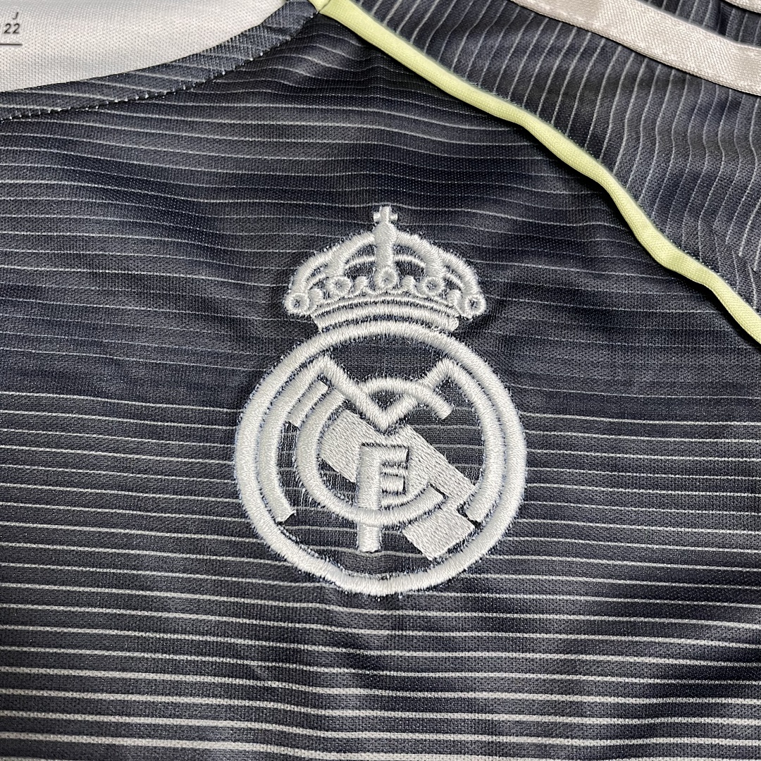 Kids' 2025_26 Real Madrid away jersey size 16-28