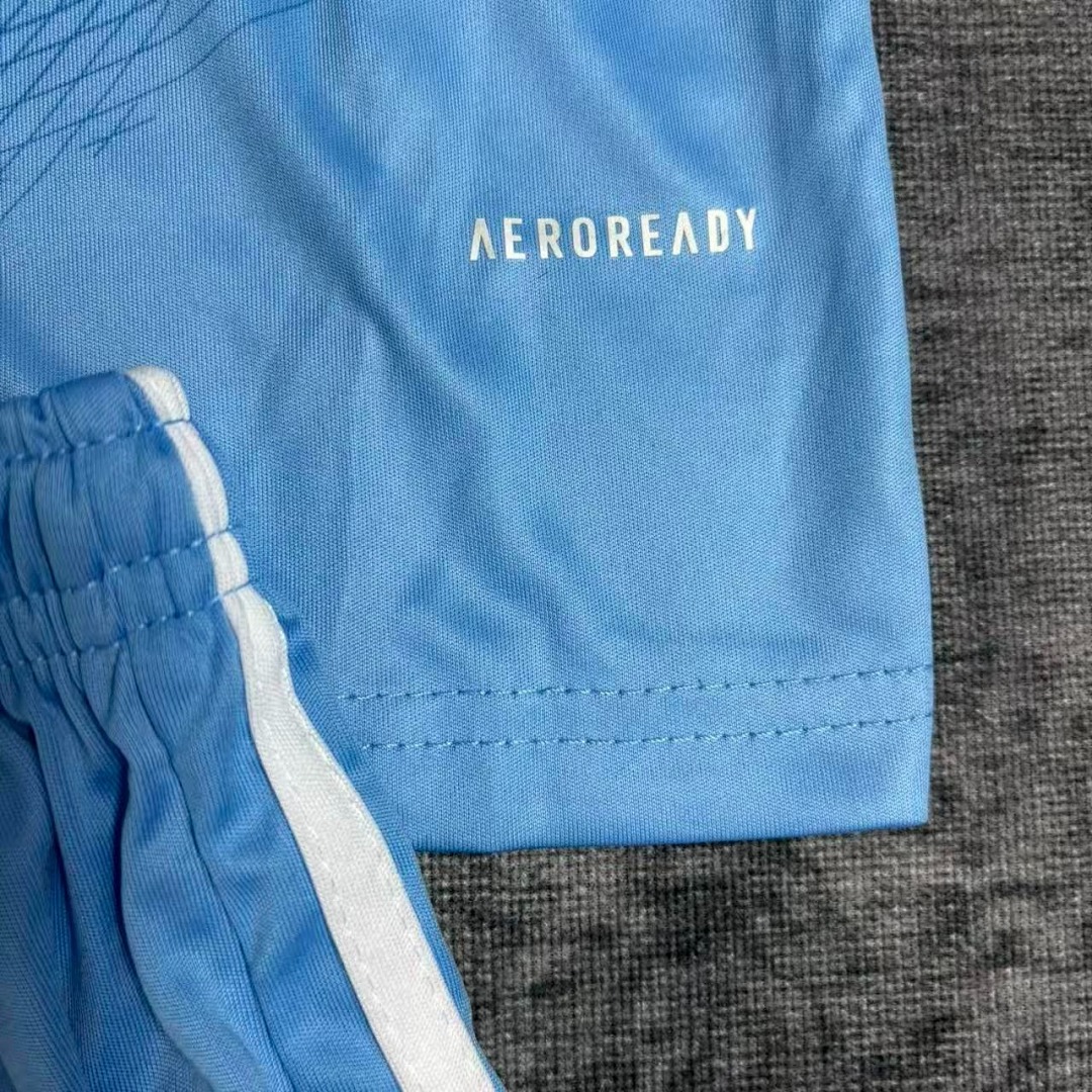 Kids' 2025_26 Real Madrid Blue Goalkeeper Jersey, Sizes 16-28