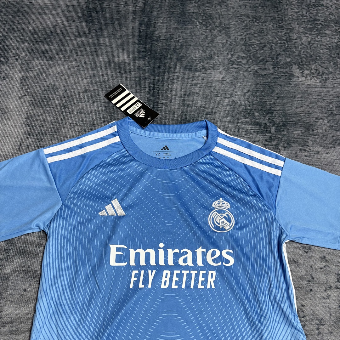 Kids' 2025_26 Real Madrid Blue Goalkeeper Jersey, Sizes 16-28