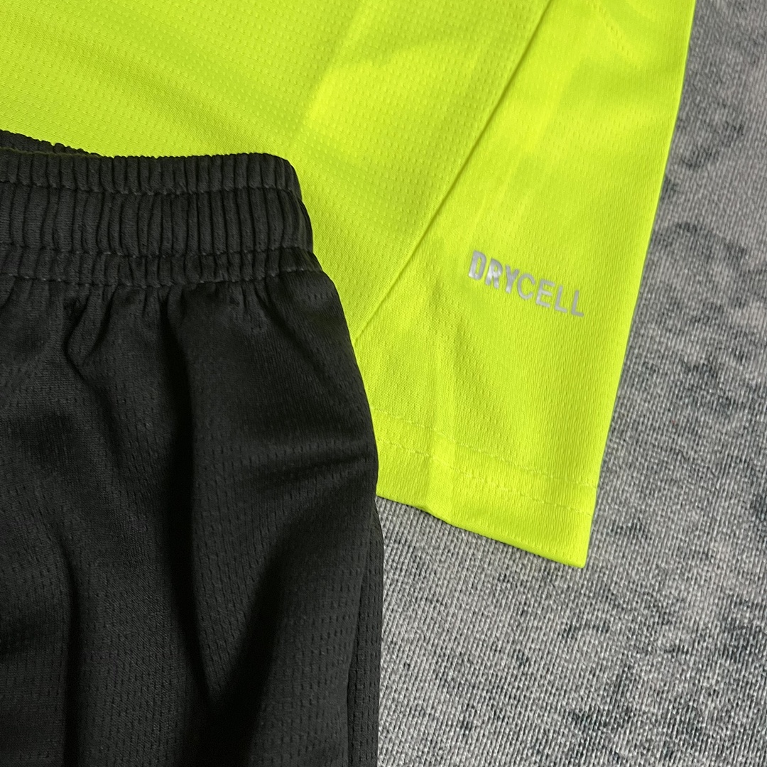 Children's clothing 2025_26 Dortmund fluorescent green jersey size 16-28