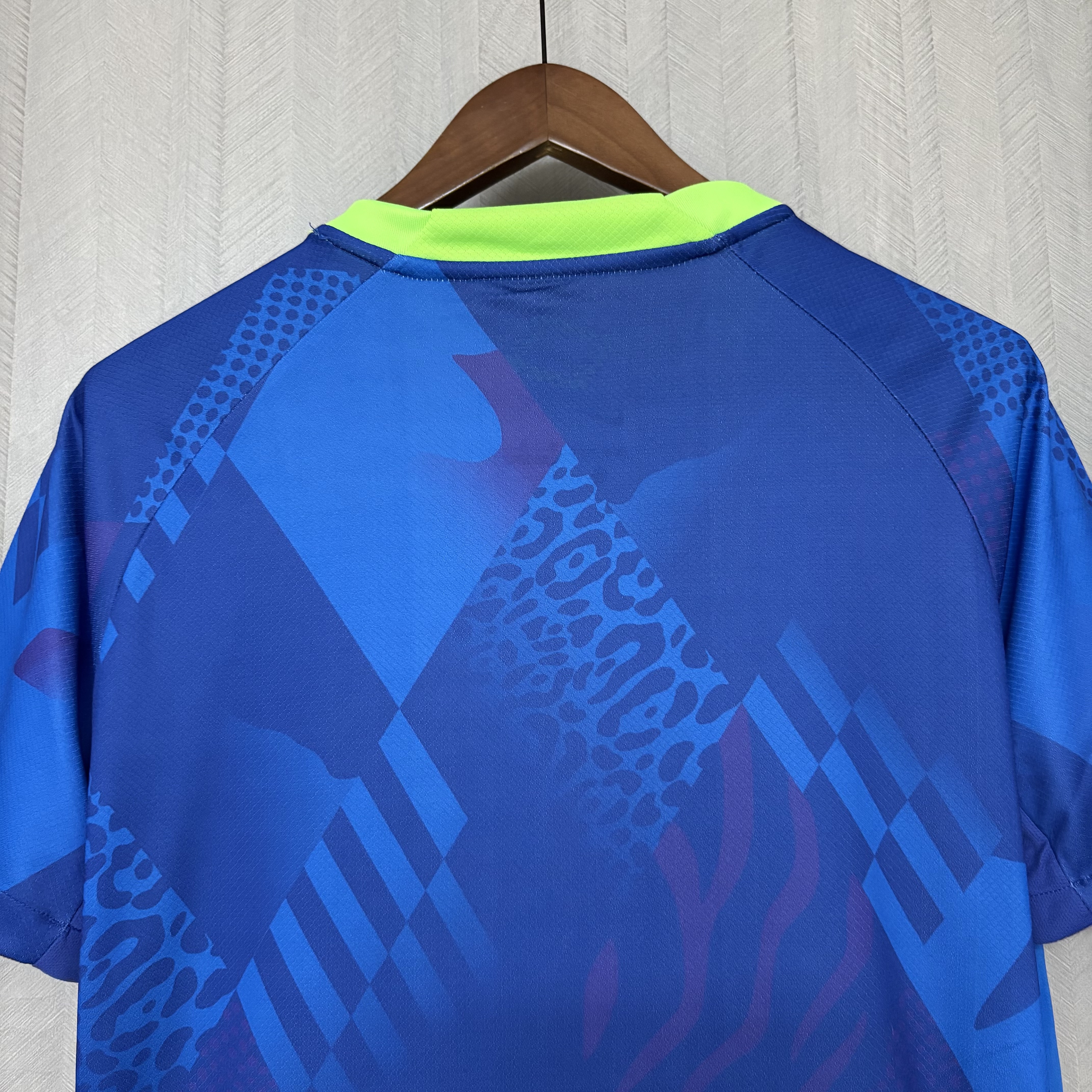 Camiseta de visitante de Brasil para el Mundial de 2026 (versión para aficionados)