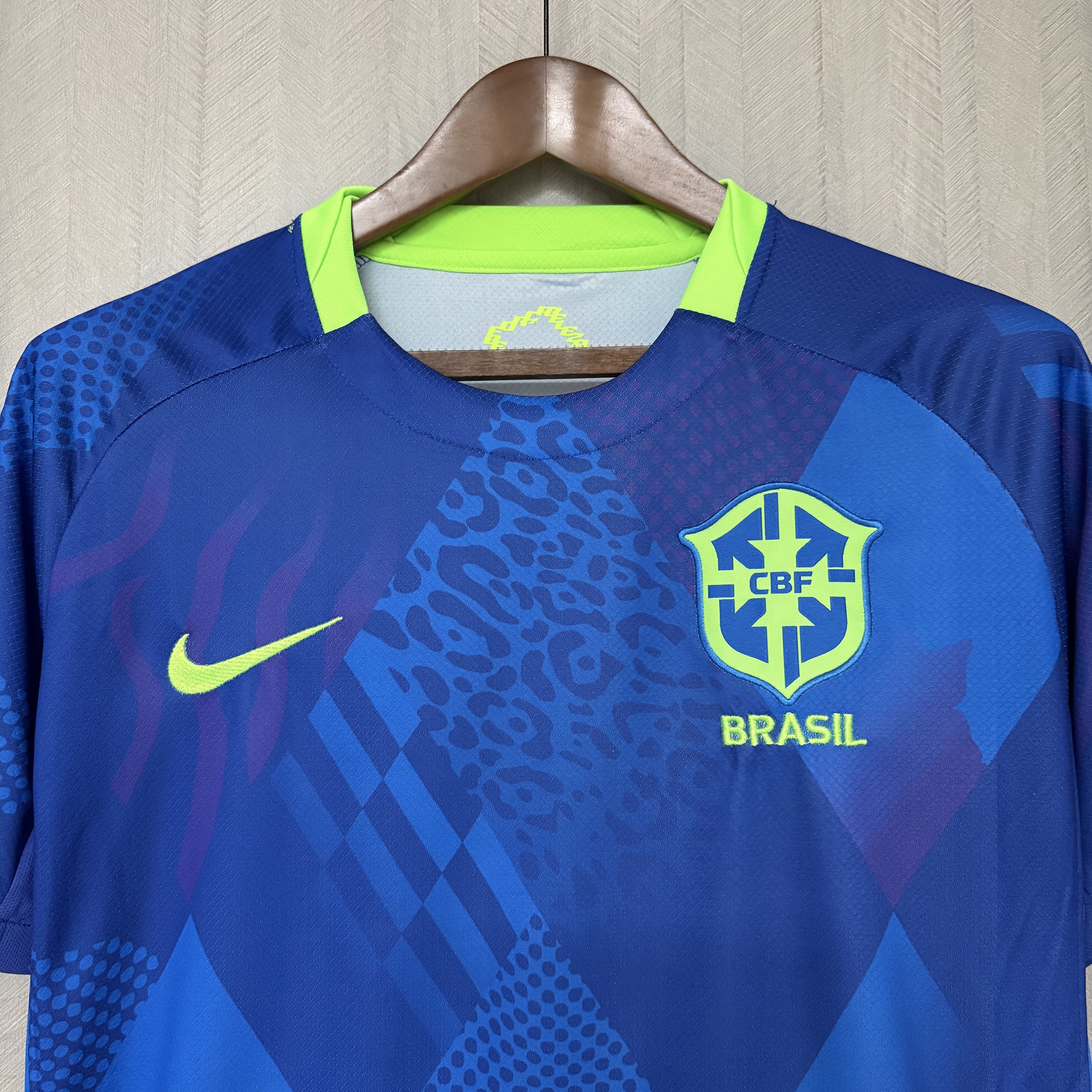 Camiseta de visitante de Brasil para el Mundial de 2026 (versión para aficionados)